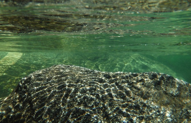 underwaterboulderphotobyDerekIrland